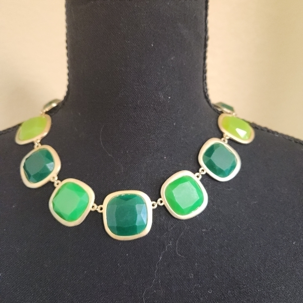 UNBRANDED green and gold tone statement chunky chain choker necklace